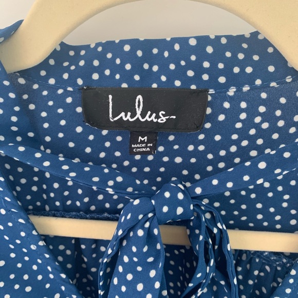 Lulu’s Tie Neck Blouse - Picture 3 of 4